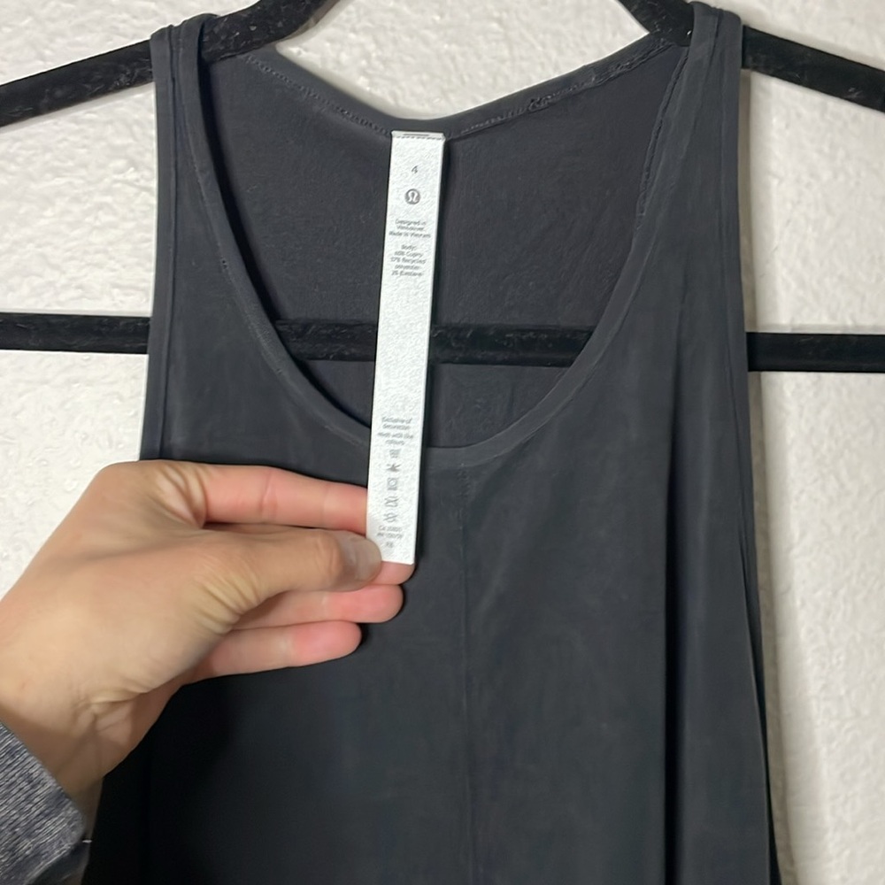 Lululemon High Neck Racerback Tank Size 4 - Picture 5 of 6